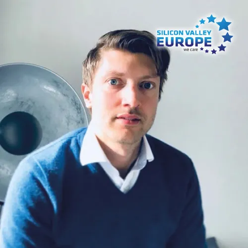 In this exciting podcast episode, Ulrich Busch, CEO of getinnotized and Michael Mattis, initiator of Silicon Valley Europe, shed light on the growing shortage of IT professionals in Germany.
