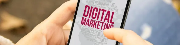 In the interview with Nicolai Goschin, CEO of the Frankfurt digital agency helllicht.